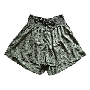SHEIN High Waist Green and Black Flowy Shorts